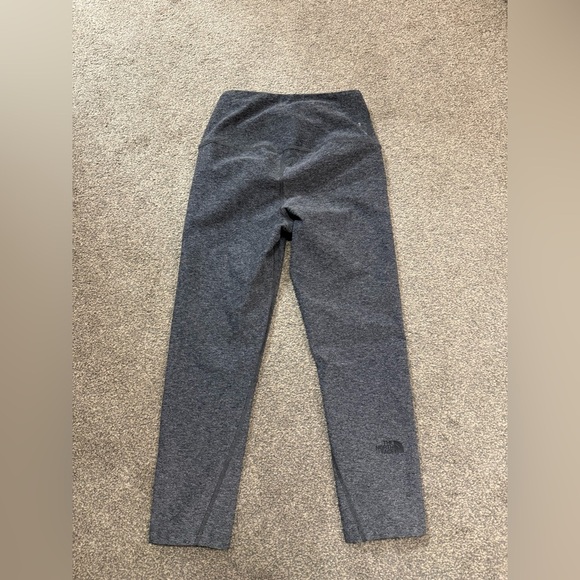 North Face Leggings Womens Straight Leg Short Stretch Flashdry size S - Picture 2 of 5